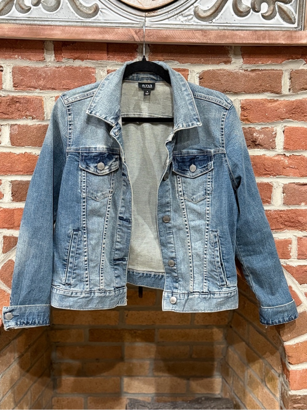 a.n.a Women's Light Blue Denim Jean Jacket